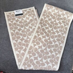 NWT Coach Camel and Ivory Patterned knit muffler/scarf